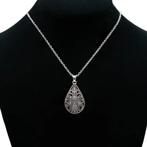 Antique Silver Filigree Teardrop Necklace and Earring Set - Picture 7 of 7